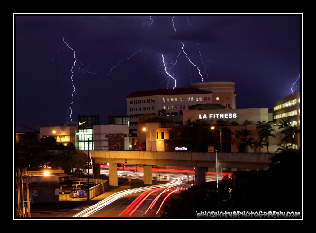 IMAGE: http://i393.photobucket.com/albums/pp17/whoshotyaphotography/3ss.jpg