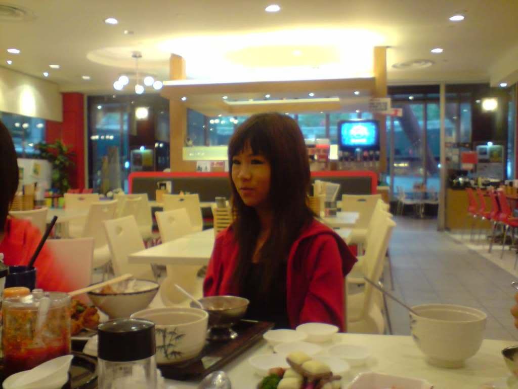 WAHAHAHA CAUGHT U ON CANDID CAMERA XD